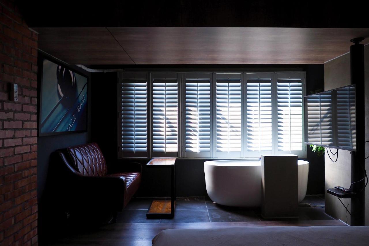 Bed and Breakfast Pinhouse Kaohsiung Exterior foto