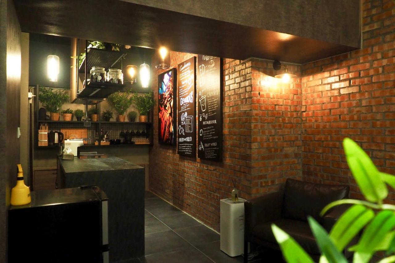 Bed and Breakfast Pinhouse Kaohsiung Exterior foto